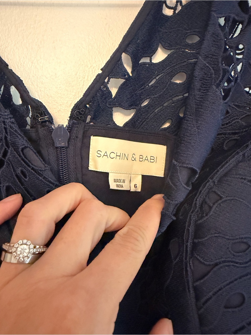 Sachin and babi miuccia lace midi dress - Picture 5 of 6